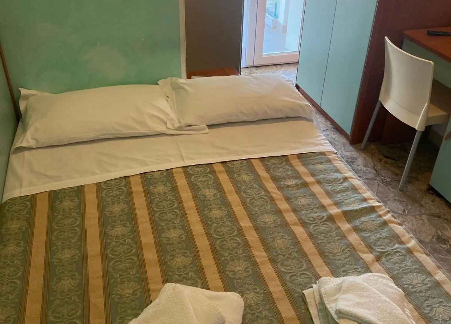 Hotel Vernel Rimini 3*,  Italy